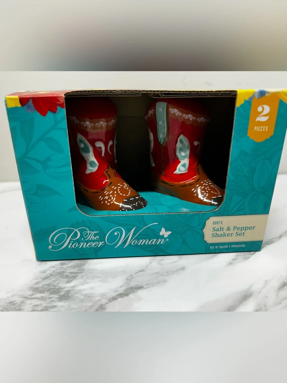 Pioneer Woman Cowboy Boots Salt & Pepper Shaker Set New Original Box Collectible